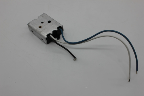 Конденсатор ВАРЯГ МШУ-230/2200F Конденсатор ВАРЯГ МШУ-230/2200F